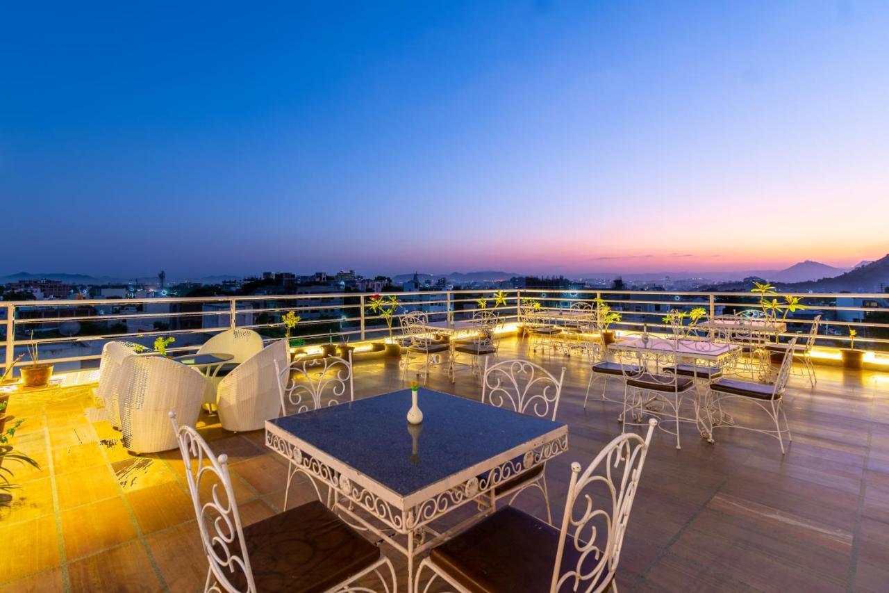 Hotel The Celebration By Amod Best Hotel & Rooftop Udajpur Exteriér fotografie